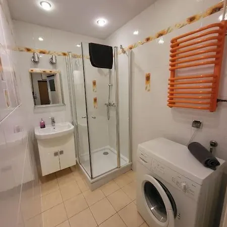 Duzy Apartament - 100m Do Ratusza - 4 Pokoje Апартаменты