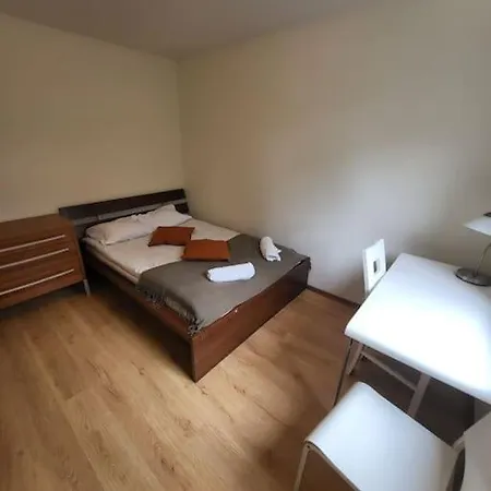 Апартаменты Duzy Apartament - 100m Do Ratusza - 4 Pokoje Вроцлав