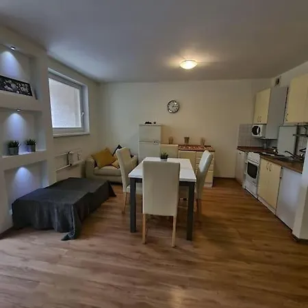 Duzy Apartament - 100m Do Ratusza - 4 Pokoje Вроцлав